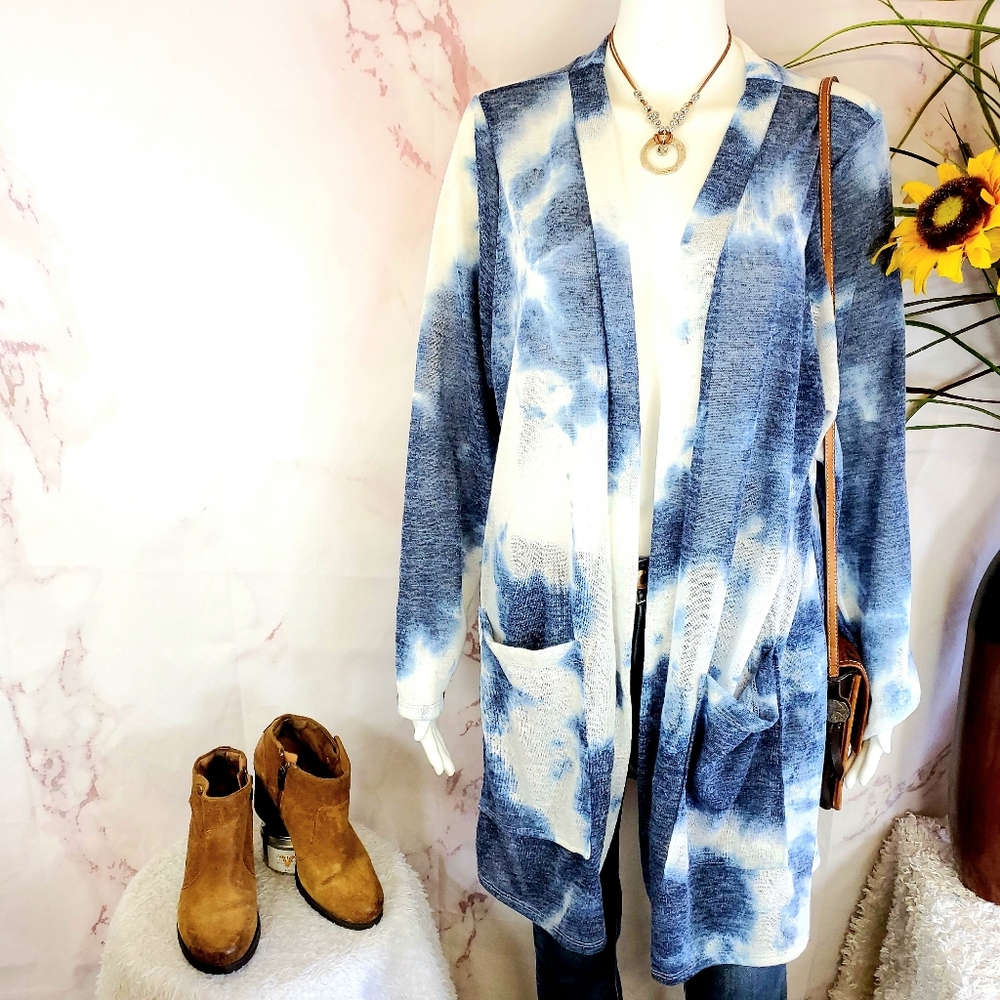Nordstrom SJS pretty tie dye soft knit cardigan